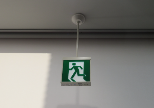 image0店舗誘導灯入替え工事2