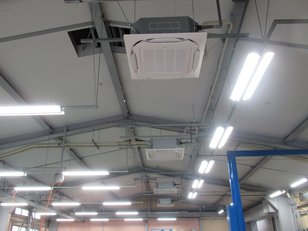 image0工場内 空調設備工事<br />2